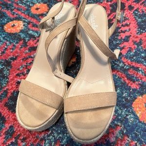 Charles by Charles David Wedge Sandals size 9